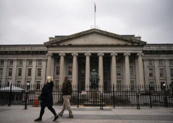 Equipment finance industry confidence dips in December