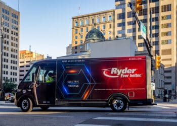 Ryder System expands commercial lease program