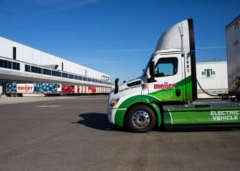 Biden delivers road map to electrify long-haul trucking routes