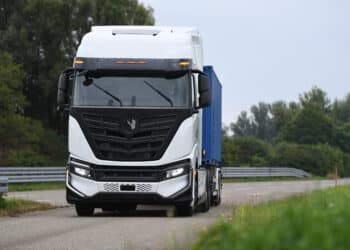 June truck orders decline amid overcapacity, elevated rates