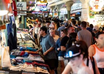 US Inflation Broadly Cools, Bolstering Case for Fed Rate Cut