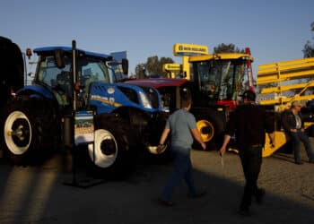 Einhorn reveals bet on agriculture firm CNH, shares jump