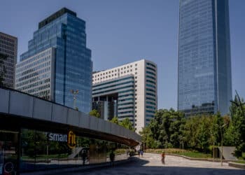 The financial district of Santiago, Chile, on Monday, Jan. 6, 2025. Chiles central bank said its future monetary policy decisions should consider significant risks including short-term inflation challenges, according to the minutes to its last key rate meeting.