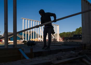 US homebuilders’ sales expectations slip as financing costs rise