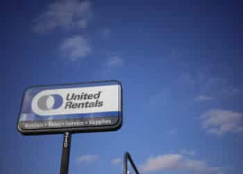 Signage at a United Rentals location in Elizabethtown, Kentucky.