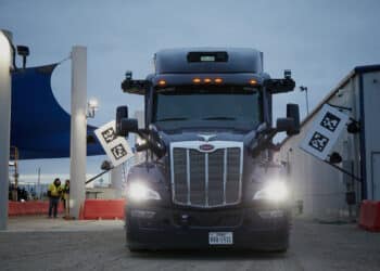 Autonomous truck market heats up