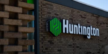 Lender M&A: Huntington expands Texas presence with $1.9B Veritex acquisition