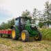 Workers harvest sweet corn at a farm in Sainte Madeleine, Quebec, Canada, on Friday, July 25, 2025. The World Agricultural Supply and Demand Estimates report is due to be released at noon on Friday, giving traders fresh insights on crop supply and demand.