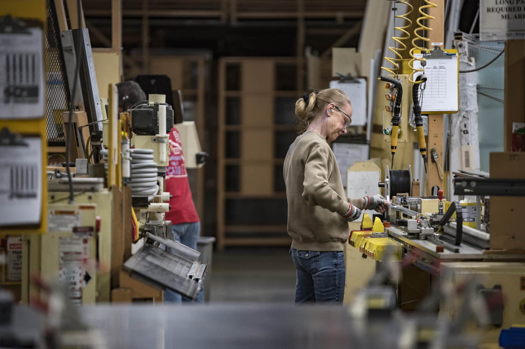 US economy expands at revised 3.3% rate on stronger investment