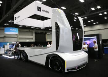 Einride valuation tops $1 billion as truck startup raises funds