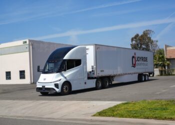 Windrose-JoyRide EV truck