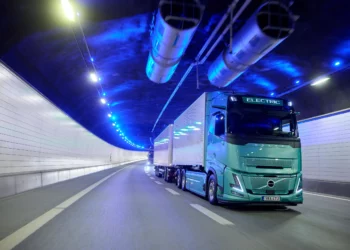 Volvo Trucks launches new 80-tonne electric truck with longer range