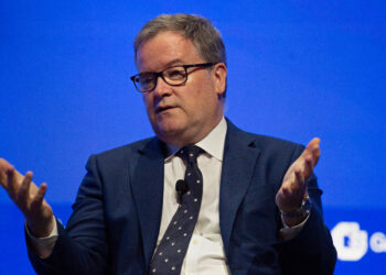 Oil inventories in the west have been exhausted, Vitol CEO says