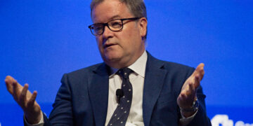 Oil inventories in the west have been exhausted, Vitol CEO says